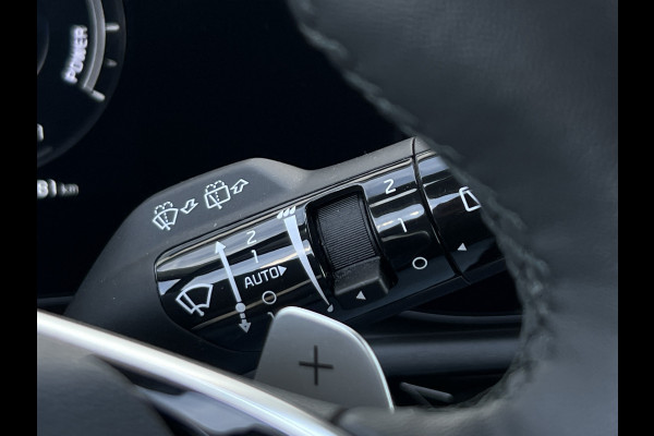 Kia Niro 1.6 GDi PHEV ExecutiveLine | Trekhaak | Leder | Memory | LED | ACC | HUD | Camera | 18 inch Kia Niro 1.6 GDi PHEV ExecutiveLine | Trekhaak | Leder | Memory | LED | ACC | HUD | Camera | 18 inch