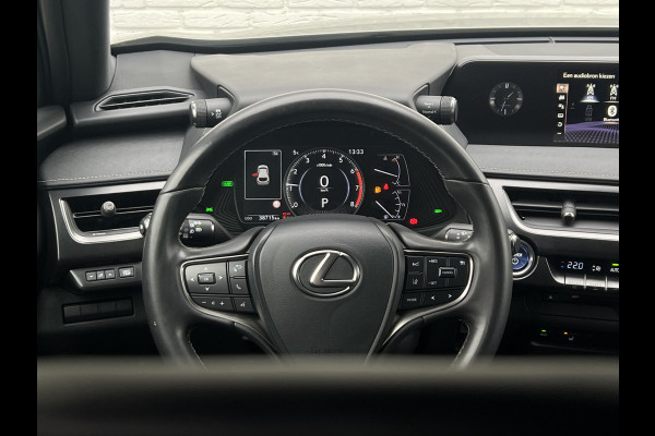 Lexus UX 250h Style+ Edition | Leder | Camera | Carplay | 18 inch | Dodehoek