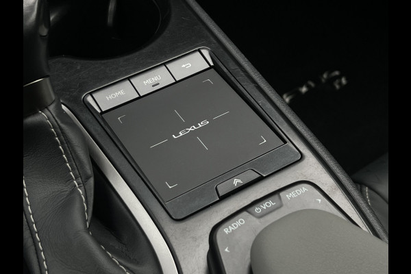 Lexus UX 250h Style+ Edition | Leder | Camera | Carplay | 18 inch | Dodehoek