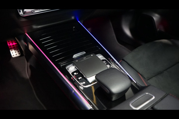 Mercedes-Benz Glb 250 4MATIC AMG NIGHT AUTOMAAT-360 CAMERA-ACC-AMBIANCE-BURMESTER-CARBON-KEYLESS-MEMORY-PANORAMA Mercedes-Benz Glb 250 4MATIC AMG NIGHT AUTOMAAT-360 CAMERA-ACC-AMBIANCE-BURMESTER-CARBON-KEYLESS-MEMORY-PANORAMA