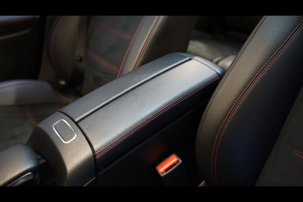 Mercedes-Benz Glb 250 4MATIC AMG NIGHT AUTOMAAT-360 CAMERA-ACC-AMBIANCE-BURMESTER-CARBON-KEYLESS-MEMORY-PANORAMA Mercedes-Benz Glb 250 4MATIC AMG NIGHT AUTOMAAT-360 CAMERA-ACC-AMBIANCE-BURMESTER-CARBON-KEYLESS-MEMORY-PANORAMA