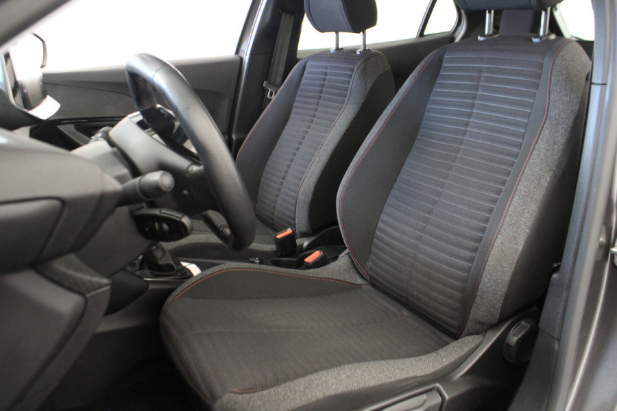 Peugeot 2008 1.2 PureTech 100 Active Peugeot 2008 1.2 PureTech 100 Active