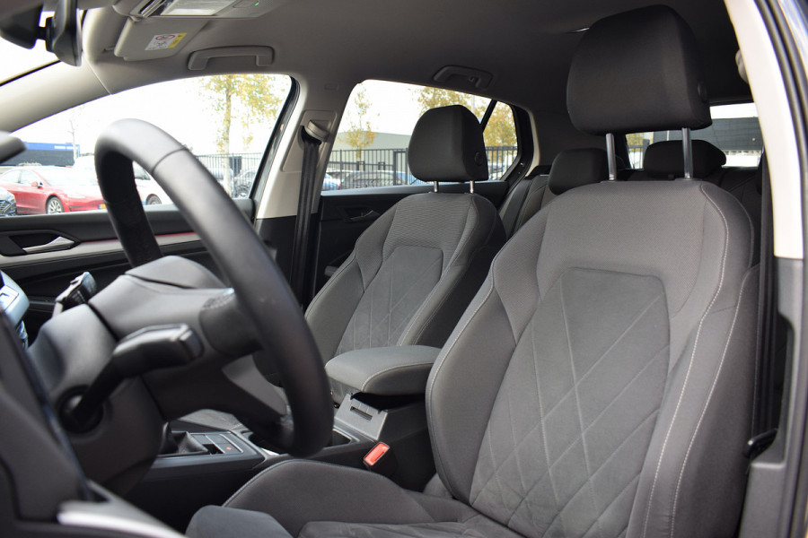 Volkswagen Golf 1.0 TSI Life Business | Apple CarPlay | Sportstoelen | Memory | Virtual Volkswagen Golf 1.0 TSI Life Business | Apple CarPlay | Sportstoelen | Memory | Virtual