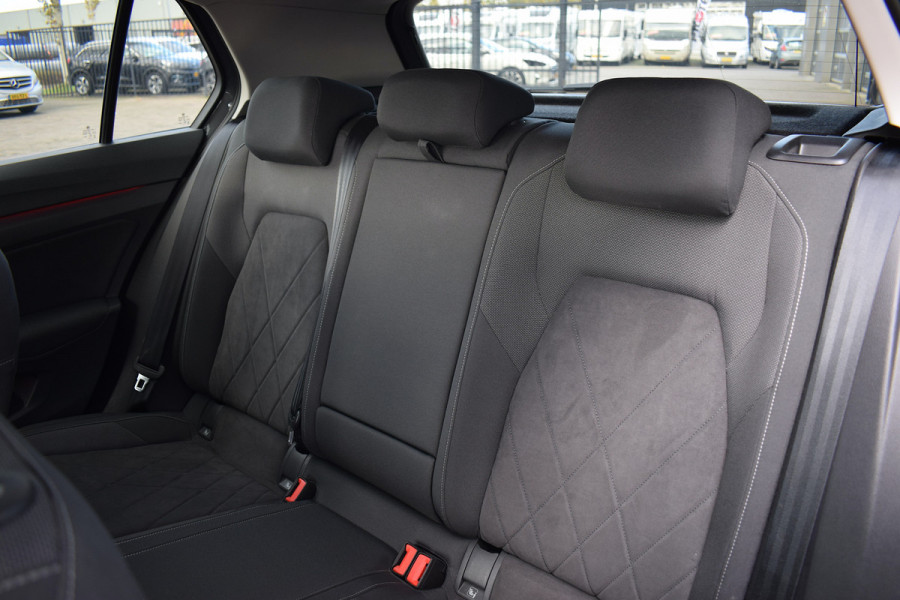 Volkswagen Golf 1.0 TSI Life Business | Apple CarPlay | Sportstoelen | Memory | Virtual Volkswagen Golf 1.0 TSI Life Business | Apple CarPlay | Sportstoelen | Memory | Virtual