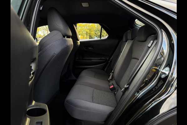 Toyota C-HR 1.8 Hybrid 140 Active Camera|CarPlay