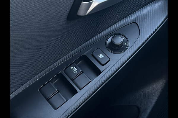 Mazda 2 1.5 SkyActiv-G 90 Homura | LED | Carplay | Camera | Dodehoek Mazda 2 1.5 SkyActiv-G 90 Homura | LED | Carplay | Camera | Dodehoek