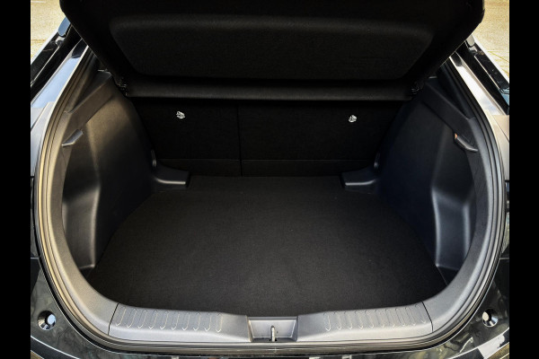 Toyota C-HR 1.8 Hybrid 140 Active Camera|CarPlay