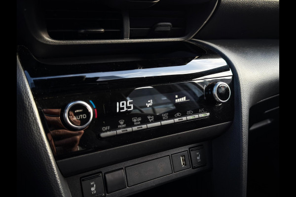 Toyota Yaris Cross 1.5 Hybrid Active Elektrisch klep|Head up display|Stoel/stuurverwarming