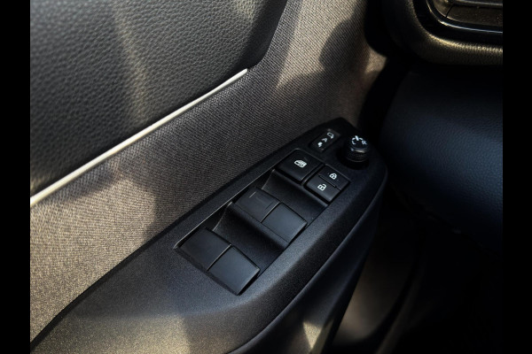 Toyota Yaris Cross 1.5 Hybrid Active Elektrisch klep|Head up display|Stoel/stuurverwarming