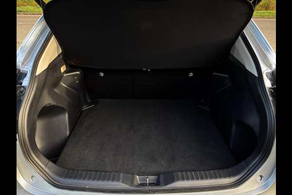 Toyota Yaris Cross 1.5 Hybrid Active Elektrisch klep|Head up display|Stoel/stuurverwarming