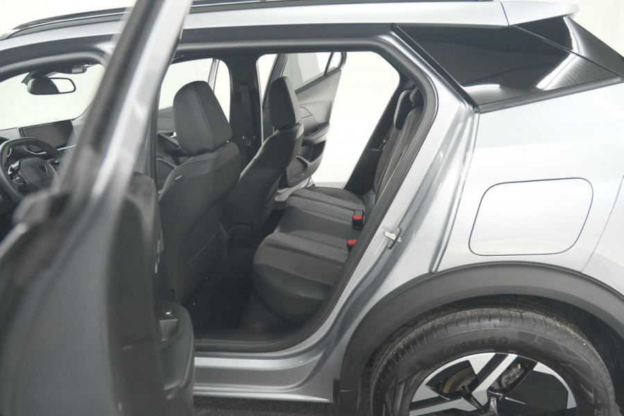 Peugeot 2008 Hybrid 136 e-DCS6 Allure | 360 Camera | Adaptieve Cruise Control | Dodehoekdetectie | Navigatie