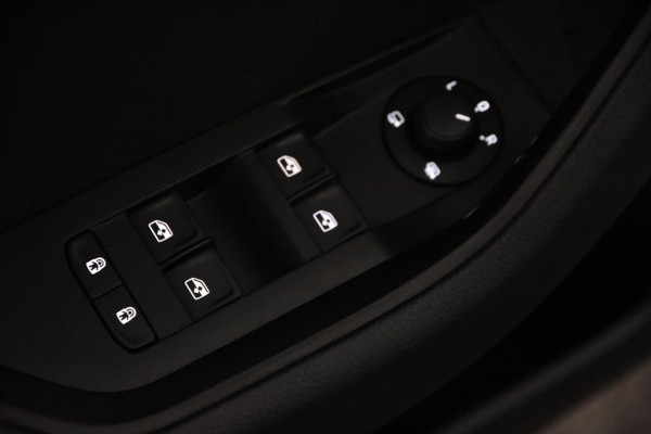 Škoda Superb Combi 1.5 TSI Combi DSG *Navigatie*Trekhaak*Stoelverwarming*