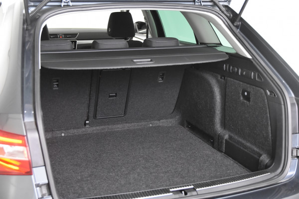Škoda Superb Combi 1.5 TSI Combi DSG *Navigatie*Trekhaak*Stoelverwarming*