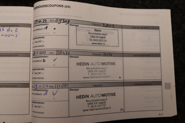 Renault Clio Estate 0.9 TCe Limited Trekhaak Navigatie Origineel NL Renault Clio Estate 0.9 TCe Limited Trekhaak Navigatie Origineel NL