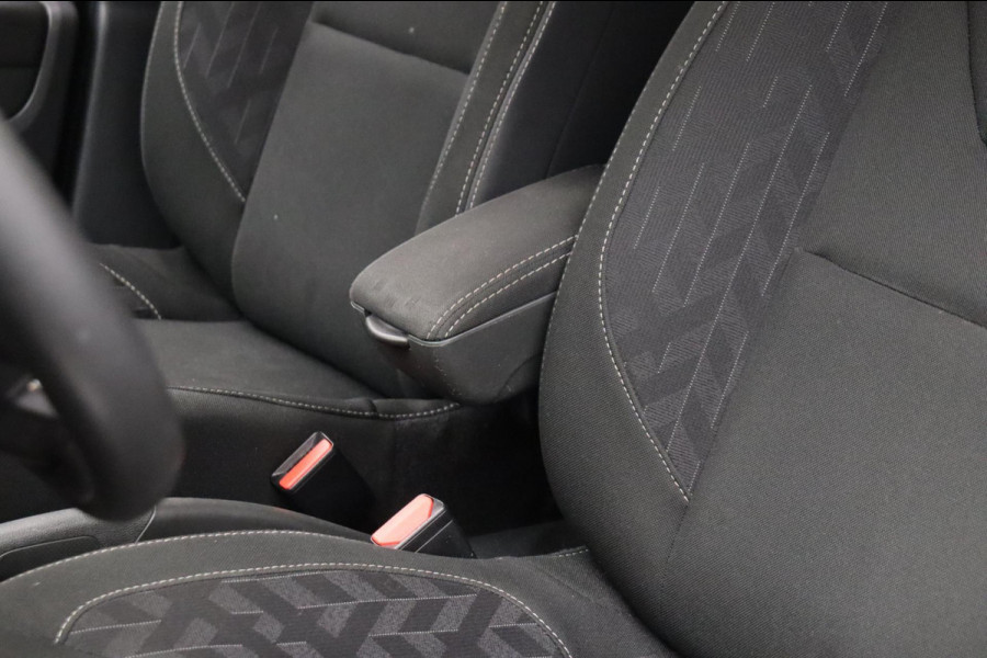 Renault Clio Estate 0.9 TCe Limited Trekhaak Navigatie Origineel NL Renault Clio Estate 0.9 TCe Limited Trekhaak Navigatie Origineel NL