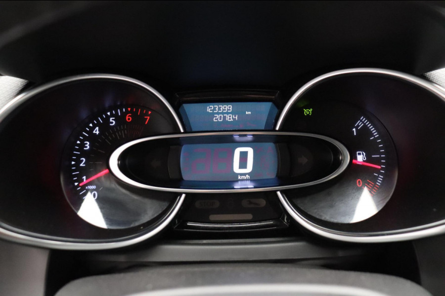 Renault Clio Estate 0.9 TCe Limited Trekhaak Navigatie Origineel NL Renault Clio Estate 0.9 TCe Limited Trekhaak Navigatie Origineel NL