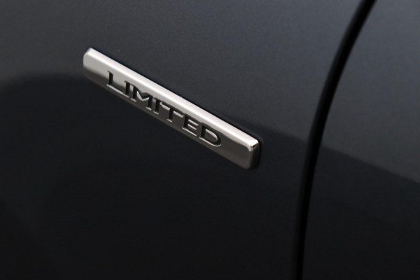 Renault Clio Estate 0.9 TCe Limited Trekhaak Navigatie Origineel NL Renault Clio Estate 0.9 TCe Limited Trekhaak Navigatie Origineel NL