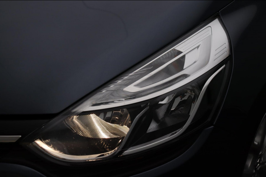 Renault Clio Estate 0.9 TCe Limited Trekhaak Navigatie Origineel NL Renault Clio Estate 0.9 TCe Limited Trekhaak Navigatie Origineel NL