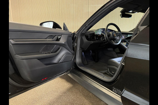 Porsche Taycan Performance 84 kWh 381 PK-WARMTEPOMP-ADAPTIEVE CRUISE-PASM-STOELVERWARMING Porsche Taycan Performance 84 kWh 381 PK-WARMTEPOMP-ADAPTIEVE CRUISE-PASM-STOELVERWARMING