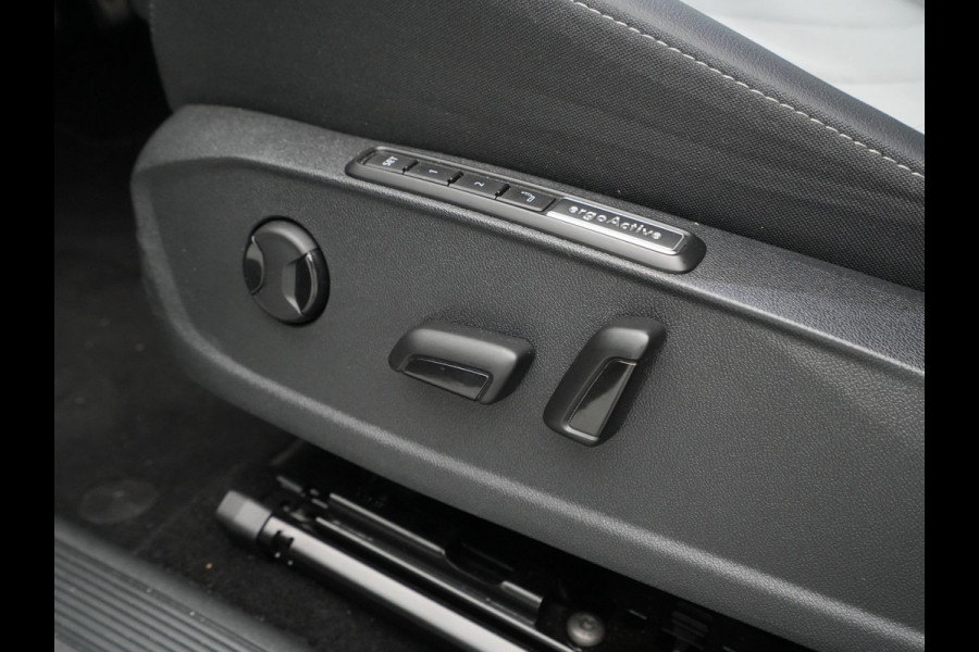 Volkswagen ID.3 Pro Business 59 kWh Navigatie Camera Stoelverwarming Acc 129 Volkswagen ID.3 Pro Business 59 kWh Navigatie Camera Stoelverwarming Acc 129