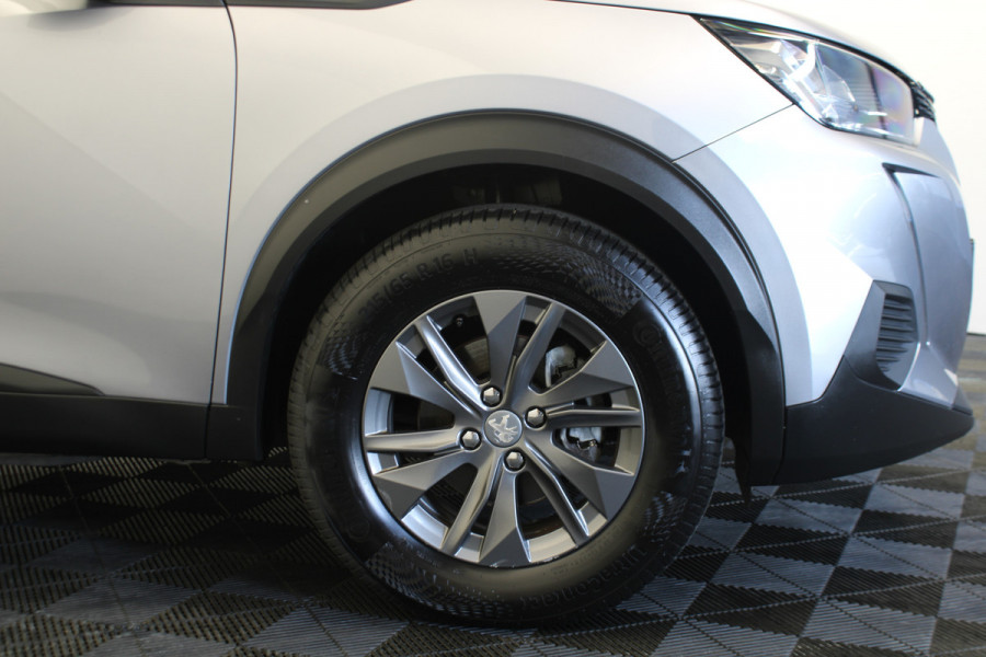 Peugeot 2008 1.2 PureTech 100 Active |Navi|Camera| Peugeot 2008 1.2 PureTech 100 Active |Navi|Camera|