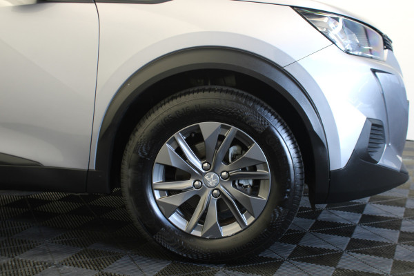 Peugeot 2008 1.2 PureTech 100 Active |Navi|Camera| Peugeot 2008 1.2 PureTech 100 Active |Navi|Camera|