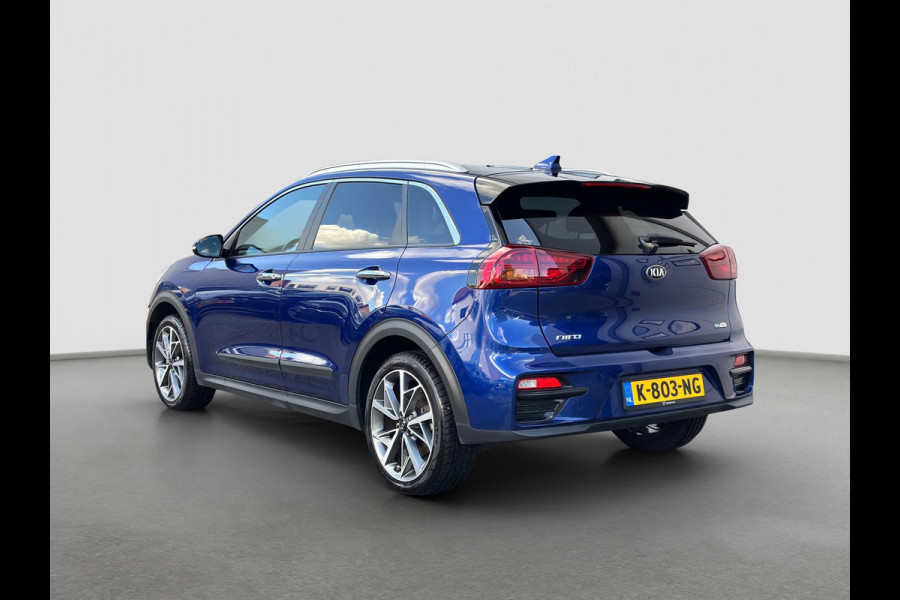 Kia e-Niro ExecutiveLine 64 kWh Kia e-Niro ExecutiveLine 64kWh | Leder | Navigatie | Apple Carplay & Android Auto | Schuif-/kanteldak | Kia e-Niro ExecutiveLine 64 kWh Kia e-Niro ExecutiveLine 64kWh | Leder | Navigatie | Apple Carplay & Android Auto | Schuif-/kanteldak |