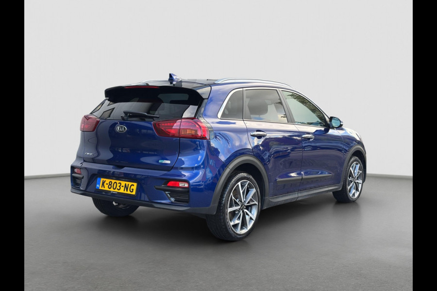 Kia e-Niro ExecutiveLine 64 kWh Kia e-Niro ExecutiveLine 64kWh | Leder | Navigatie | Apple Carplay & Android Auto | Schuif-/kanteldak | Kia e-Niro ExecutiveLine 64 kWh Kia e-Niro ExecutiveLine 64kWh | Leder | Navigatie | Apple Carplay & Android Auto | Schuif-/kanteldak |