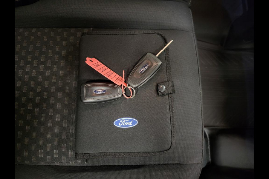 Ford Transit Custom 2.0TDCI Dubbele Cabine Trekhaak Euro 6! Ford Transit Custom 2.0TDCI Dubbele Cabine Trekhaak Euro 6!