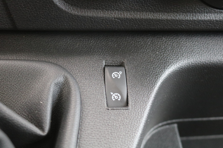 Renault Master 2.3 dCi 165pk Bakwagen met Laadklep