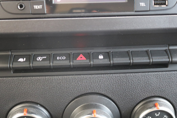 Renault Master 2.3 dCi 165pk Bakwagen met Laadklep