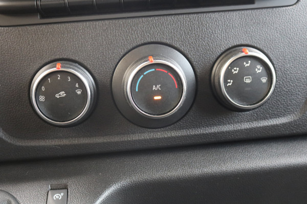 Renault Master 2.3 dCi 165pk Bakwagen met Laadklep