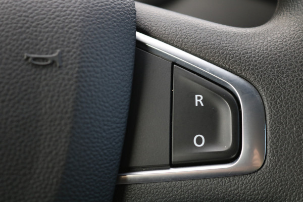 Renault Master 2.3 dCi 165pk Bakwagen met Laadklep