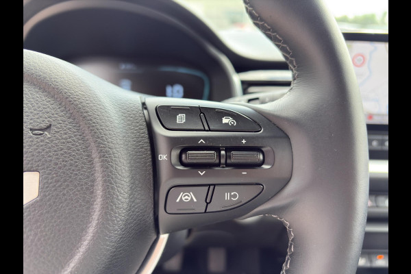 Kia Stonic 1.0 T-GDi MHEV DynamicPlusLine | LED | Navi | Climate Control | Camera | Android Auto/Apple Carplay | Stoel- en Stuurverwarming | Kia Stonic 1.0 T-GDi MHEV DynamicPlusLine | LED | Navi | Climate Control | Camera | Android Auto/Apple Carplay | Stoel- en Stuurverwarming |