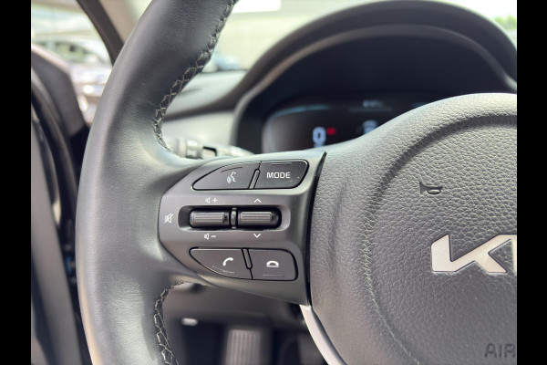 Kia Stonic 1.0 T-GDi MHEV DynamicPlusLine | LED | Navi | Climate Control | Camera | Android Auto/Apple Carplay | Stoel- en Stuurverwarming | Kia Stonic 1.0 T-GDi MHEV DynamicPlusLine | LED | Navi | Climate Control | Camera | Android Auto/Apple Carplay | Stoel- en Stuurverwarming |