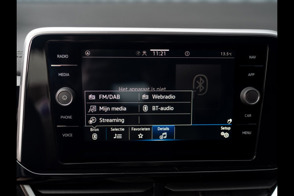 Volkswagen T-Roc 1.5 TSI R-Line Business+ | Keyless | Elk. A-klep | Camera | IQ Light | Side Assist | Prijs Rijklaar!!