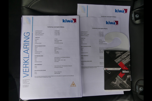 Mercedes-Benz V-Klasse 300d Extra Lang DC AMG Pakket LED/Leer/Trekhaak VOL Mercedes-Benz V-Klasse 300d Extra Lang DC AMG Pakket LED/Leer/Trekhaak VOL