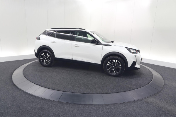 Peugeot 2008 PureTech 130 EAT8 Allure | Camera | Navigatie | Parkeersensoren Peugeot 2008 PureTech 130 EAT8 Allure | Camera | Navigatie | Parkeersensoren