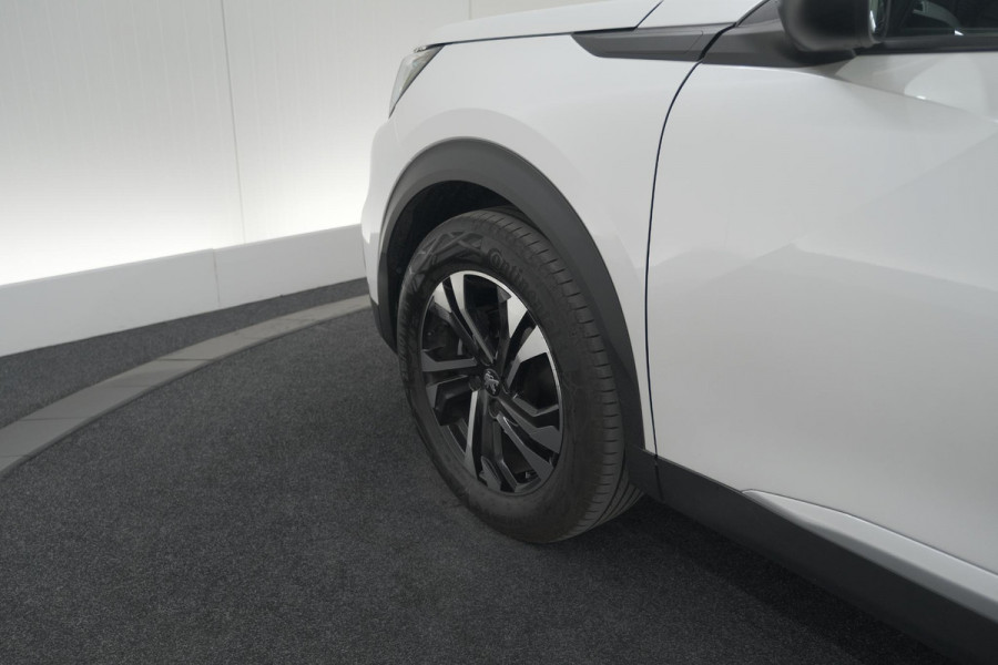 Peugeot 2008 PureTech 130 EAT8 Allure | Camera | Navigatie | Parkeersensoren Peugeot 2008 PureTech 130 EAT8 Allure | Camera | Navigatie | Parkeersensoren