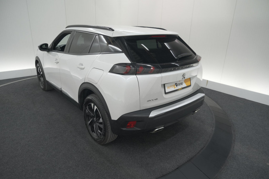 Peugeot 2008 PureTech 130 EAT8 Allure | Camera | Navigatie | Parkeersensoren Peugeot 2008 PureTech 130 EAT8 Allure | Camera | Navigatie | Parkeersensoren