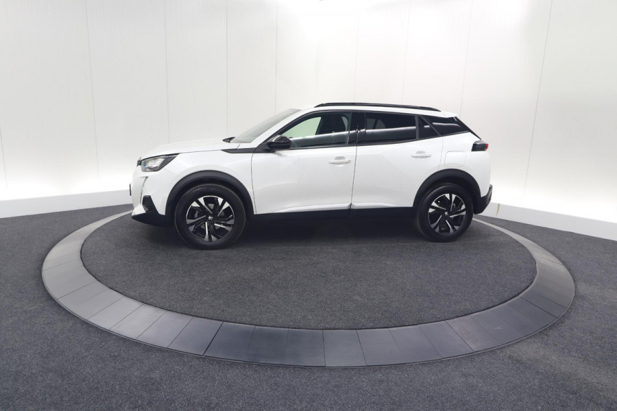 Peugeot 2008 PureTech 130 EAT8 Allure | Camera | Navigatie | Parkeersensoren Peugeot 2008 PureTech 130 EAT8 Allure | Camera | Navigatie | Parkeersensoren