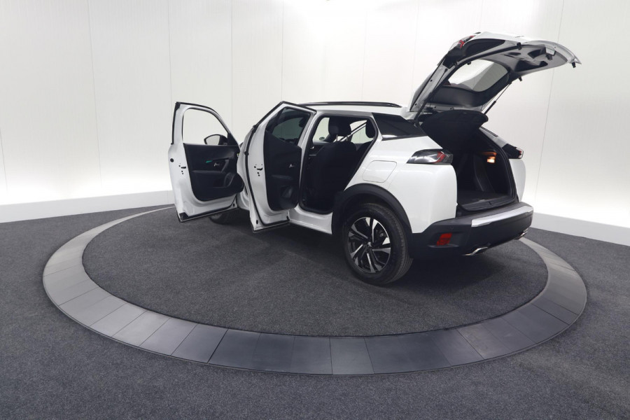 Peugeot 2008 PureTech 130 EAT8 Allure | Camera | Navigatie | Parkeersensoren Peugeot 2008 PureTech 130 EAT8 Allure | Camera | Navigatie | Parkeersensoren