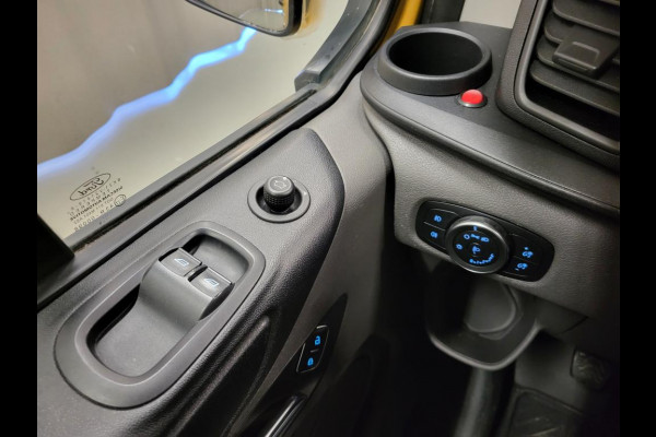Ford Transit Custom 2.0TDCI 130pk L2/H1 Trekhaak Euro 6!