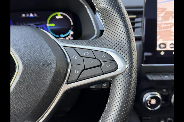 Renault Captur 1.6 E-Tech full hybrid 145 E-Tech engineered | Panorama dak | Trekhaak | Bosé speaker installatie Renault Captur 1.6 E-Tech full hybrid 145 E-Tech engineered | Panorama dak | Trekhaak | Bosé speaker installatie