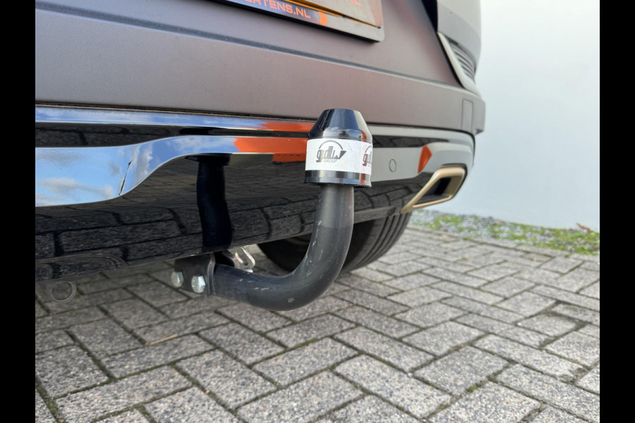 Renault Captur 1.6 E-Tech full hybrid 145 E-Tech engineered | Panorama dak | Trekhaak | Bosé speaker installatie Renault Captur 1.6 E-Tech full hybrid 145 E-Tech engineered | Panorama dak | Trekhaak | Bosé speaker installatie