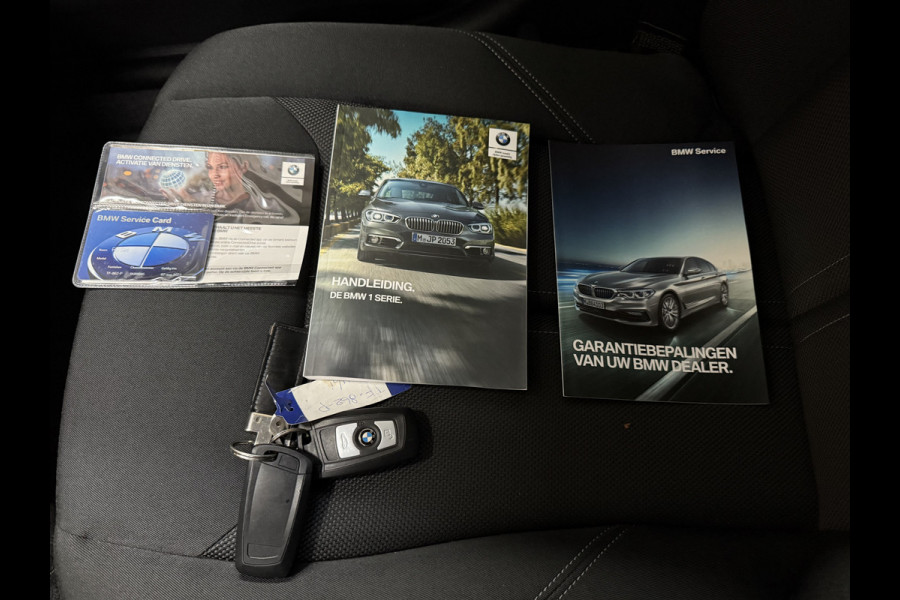 BMW 1-serie 116i Corporate Lease Executive | Navi