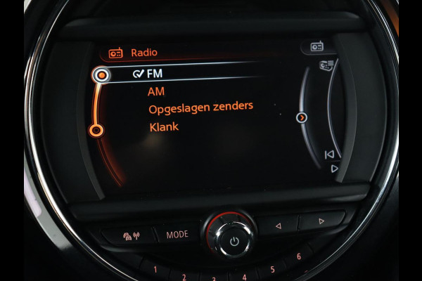 MINI Mini 1.5 Cooper Chili Serious Business | Panoramadak | Navigatie | Cruise Control | LED koplampen | LMV 17 | MINI Mini 1.5 Cooper Chili Serious Business | Panoramadak | Navigatie | Cruise Control | LED koplampen | LMV 17 |