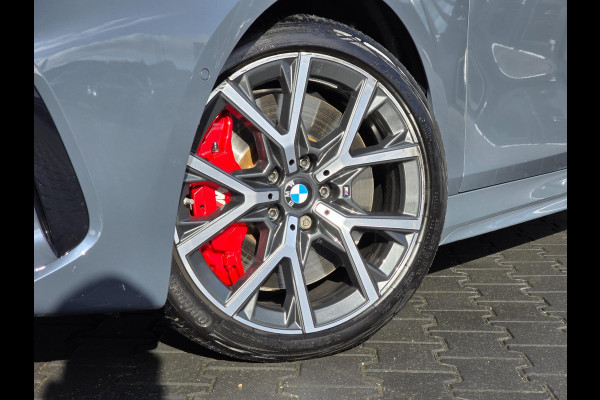 BMW 1-serie 120i M-sport/H&K/Head-up/Carplay/Shadowline-pack BMW 1-serie 120i M-sport/H&K/Head-up/Carplay/Shadowline-pack