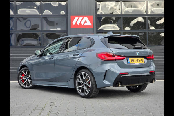 BMW 1-serie 120i M-sport/H&K/Head-up/Carplay/Shadowline-pack BMW 1-serie 120i M-sport/H&K/Head-up/Carplay/Shadowline-pack