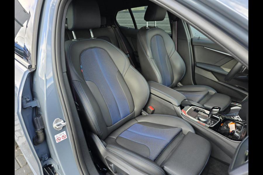 BMW 1-serie 120i M-sport/H&K/Head-up/Carplay/Shadowline-pack BMW 1-serie 120i M-sport/H&K/Head-up/Carplay/Shadowline-pack